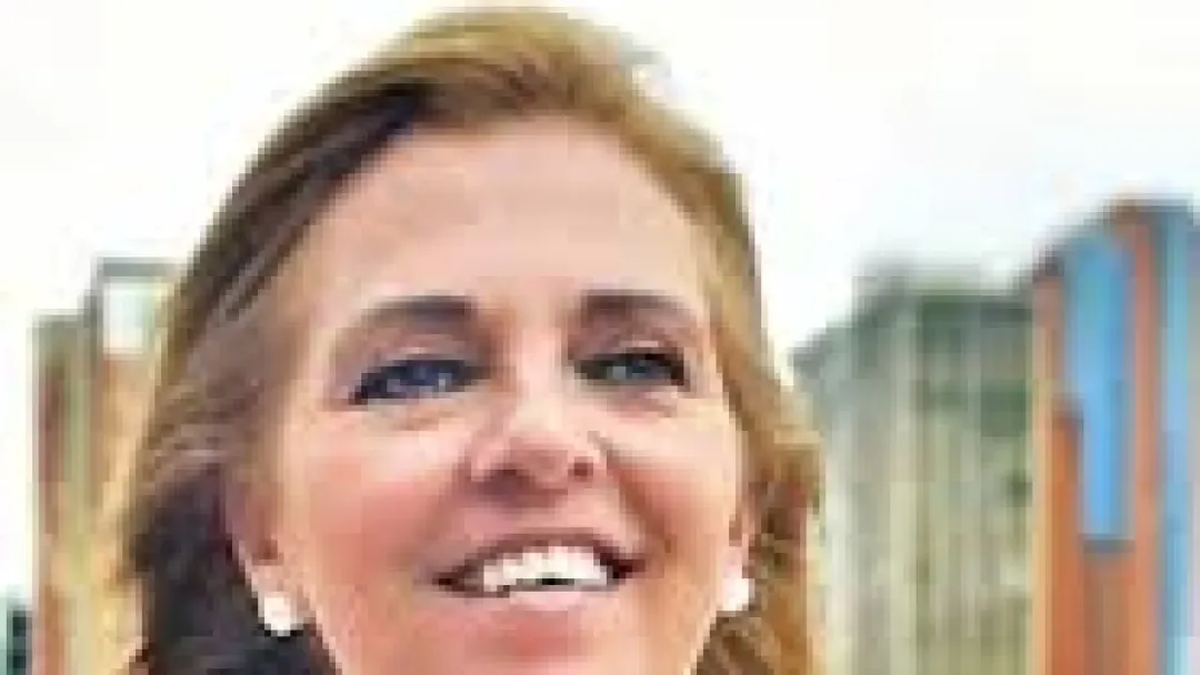 Funcionarios de Diputados denuncian a cuñada de ministro de la CSJ por maltrato y prepotencia