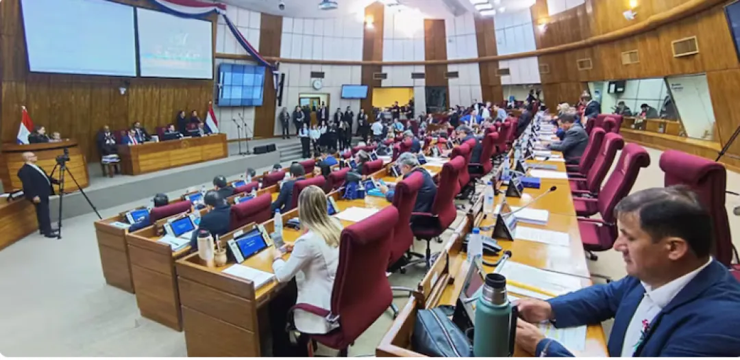 Anuncian comisiones especiales para estudiar intervención de municipios